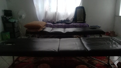 chiro and traditional massage by Mell n Ben