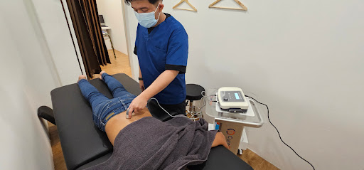 Cure Physio & Chiro โข Slip Disc โข Neck Pain โข Back Pain โข Stroke & Sports Injury Treatment Cure Physio & Chiro โข Slip Disc โข Neck Pain โข Back Pain โข Stroke & Sports Injury Treatment