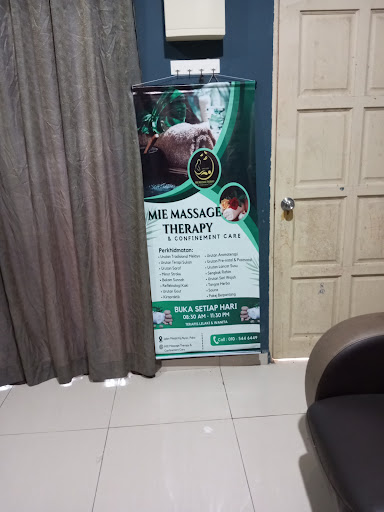 Urutan Badan, Saraf, Refleksologi & Kiropraktik Lelaki PAKA Urutan Badan, Saraf, Refleksologi & Kiropraktik Lelaki PAKA