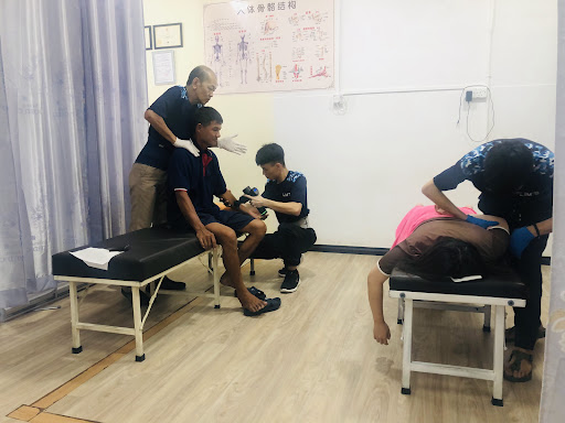Lim's Osteopathy Wellness Lim's Osteopathy Wellness