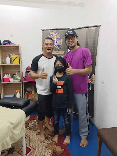 Corporate Massage Parit Raja