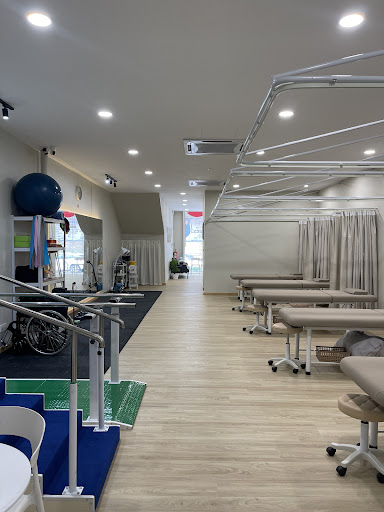 PhysioSpace Physiotherapy & Rehabilitation Centre PhysioSpace Physiotherapy & Rehabilitation Centre