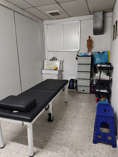 Tree of Life Bone Adjustment & Acupuncture 生命树整骨与针灸 Tree of Life Bone Adjustment & Acupuncture 生命树整骨与针灸