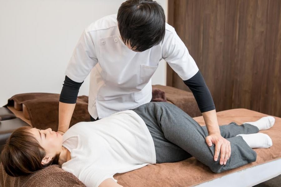 terbaik chiropractor di kampong kadok